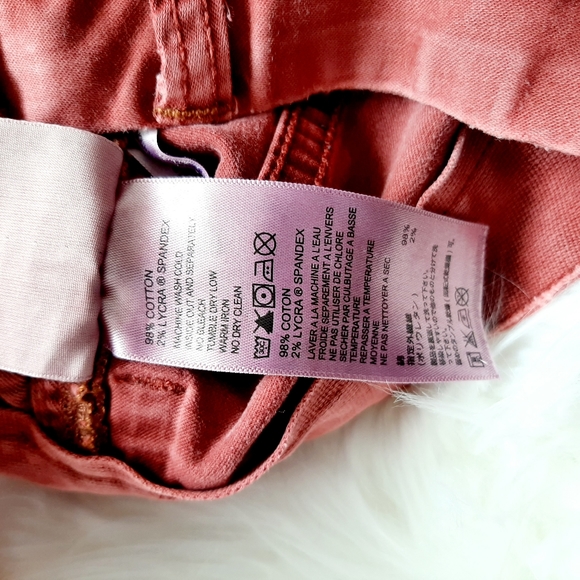 Tommy Bahama Pants - Picture 5 of 6